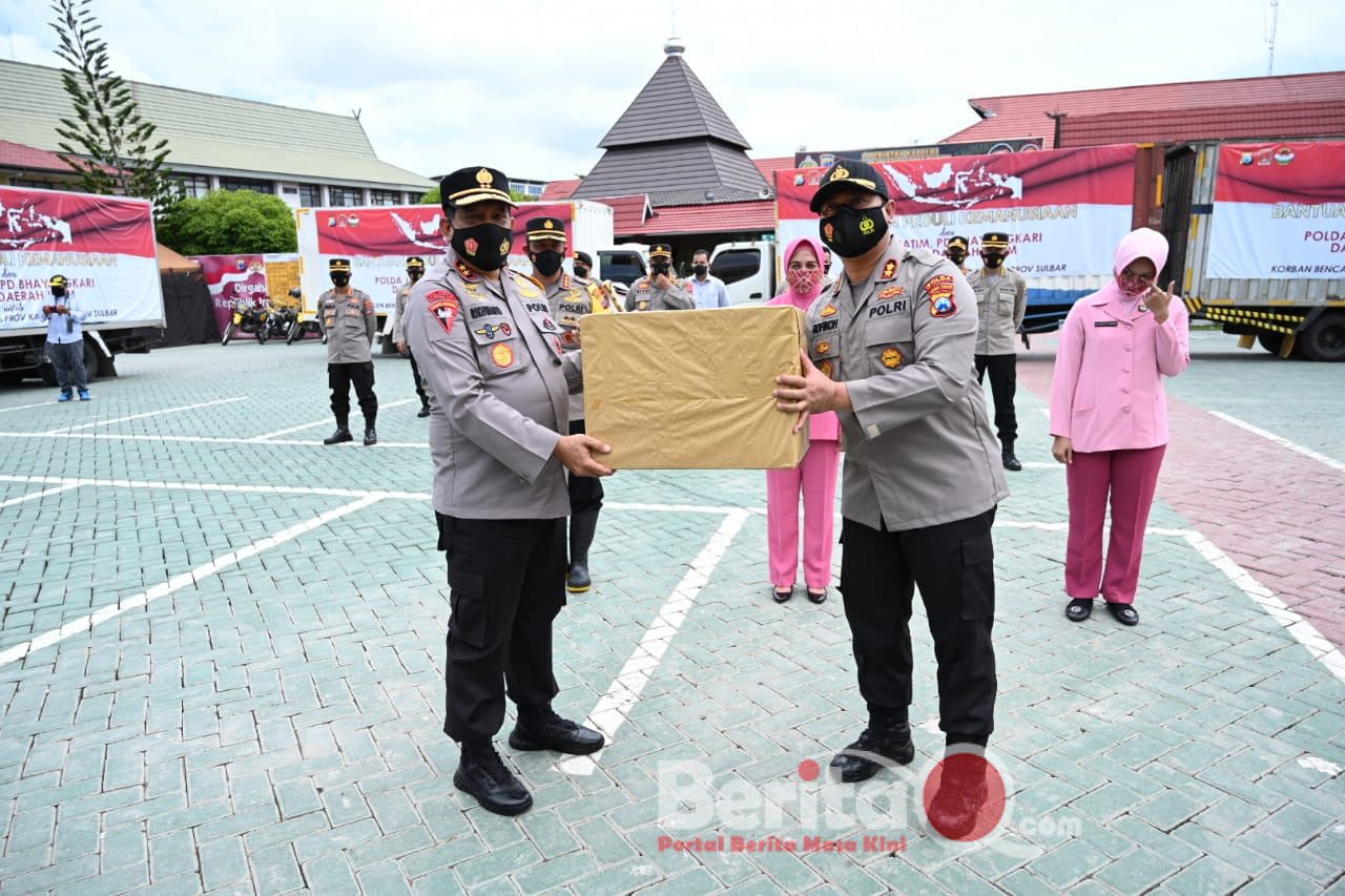 Bantuan ini diterima langsung oleh Kapolda Kalsel Irjen Pol Rikwanto