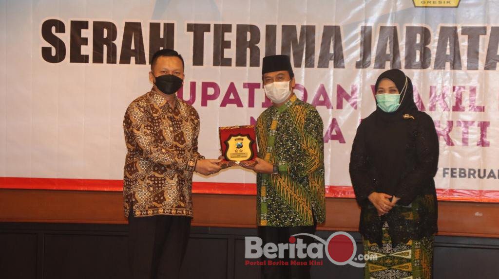 Kapolres Gresik AKBP Arief Fitrianto, S.H., S.I.K., M.M hadiri pisah sambut Bupati dan Wakilnya