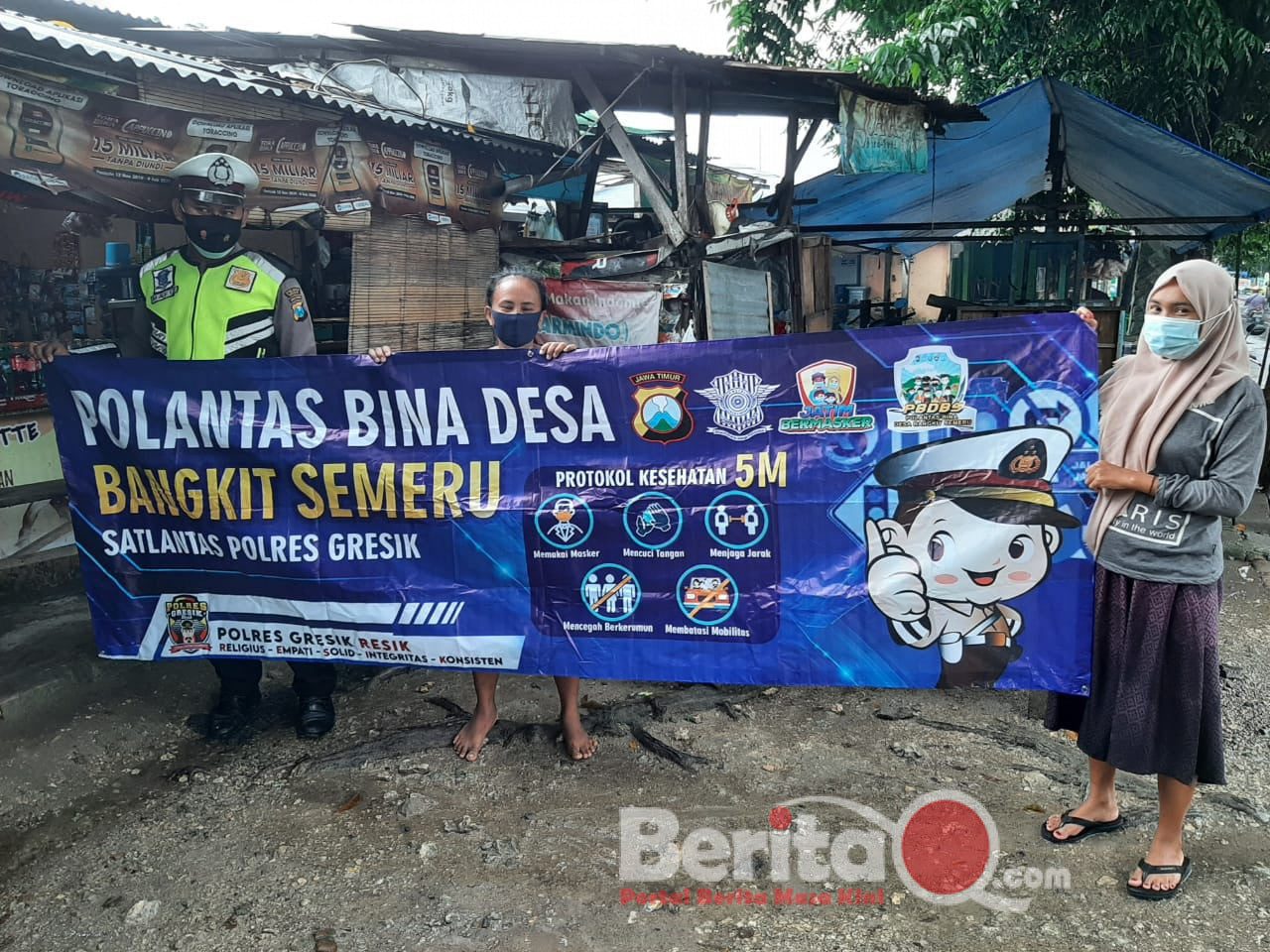 Polres Gresik terjunkan polantas untuk sosialisasi penekanan Covid-19