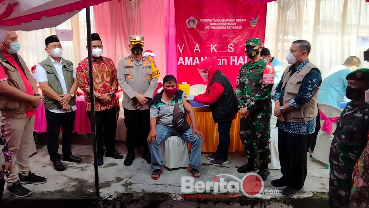 Kapolres Gresik hadir dalam acara Vaksin Covid-19