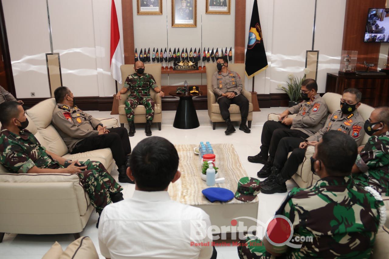 Kapolda Jatim Irjen Pol Dr Nico Afinta sambut kunjungan Pangdam V Brawijaya Mayjen TNI Nurchahyanto