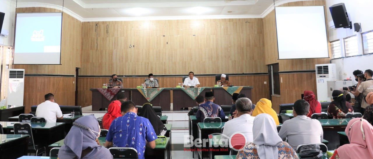 Foto : Walikota Pematangsiantar Hefriansyah SE saat menghadiri acara./ist