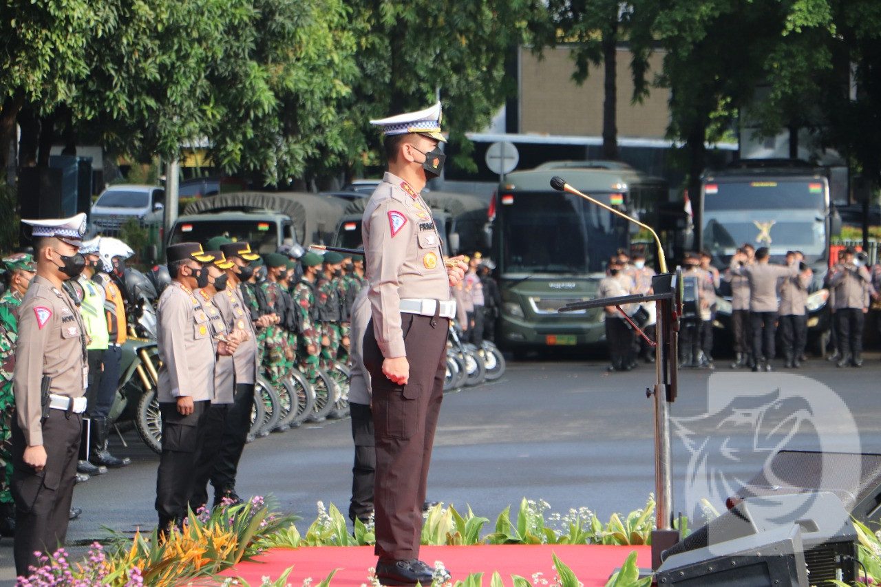 Kakorlantas Polri Irjen Pol Drs. Firman Santyabudi M.Si saat Pimpin Apel Gelar Pasukan Operasi Zebra Jaya 2022 di lapangan Presisi Ditlantas Polda Metro Jaya