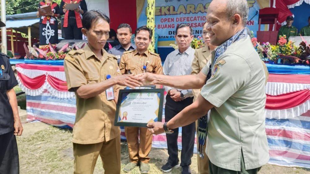 Desa Senibung, Kecamatan Pinoh Utara, Kabupaten Melawi, Kabupaten Melawi, Kalimantan Barat, dinyatakan menjadi desa ke 24 Open Defication Free (ODF) Ft, dok.