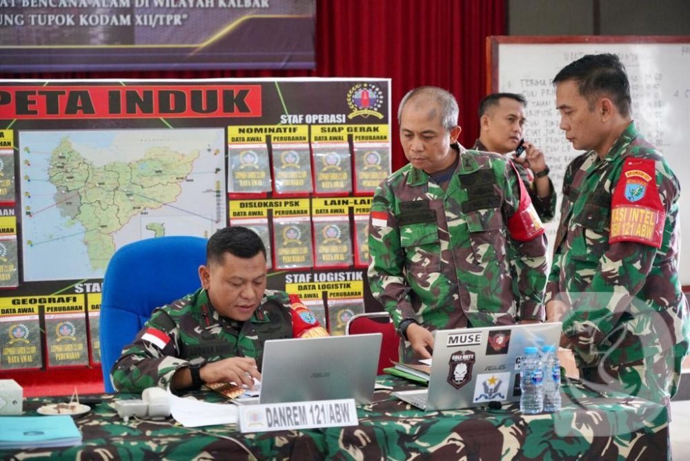 Kapoksahli Buka Latihan Posko 1 Korem 121/Abw Tahun 2023