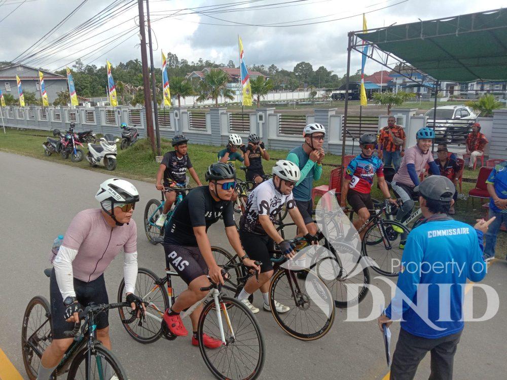 Criterium Race (Balap Sepeda) Jalan Raya 2023 yang diselenggarakan Ikatan Sport Sepeda Indonesia (ISSI) Melawi