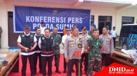 Ket foto : 
 Kapolda Sumut, Komjen Pol Agung Setya Imam Effendi bersama Pangdam I/BB Mayjen TNI Mochammad Hasan