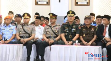 Kapolrestabes Hadiri Serah Terima Jabatan Walikota dan Wakil Walikota Makassar